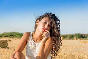 Ce qui rend une femme irrésistible aux yeux d’un homme 6 Séduire avec son regard