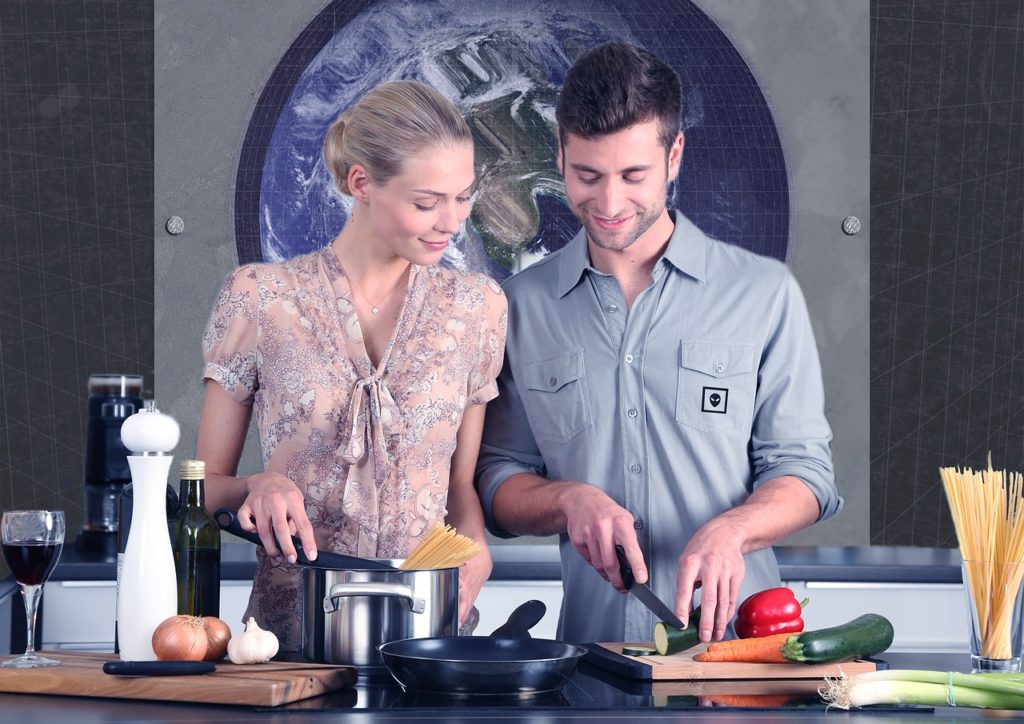 Activités de couple créatives et amusantes: 12 idées de rendez-vous à essayer 5 Le chef est là