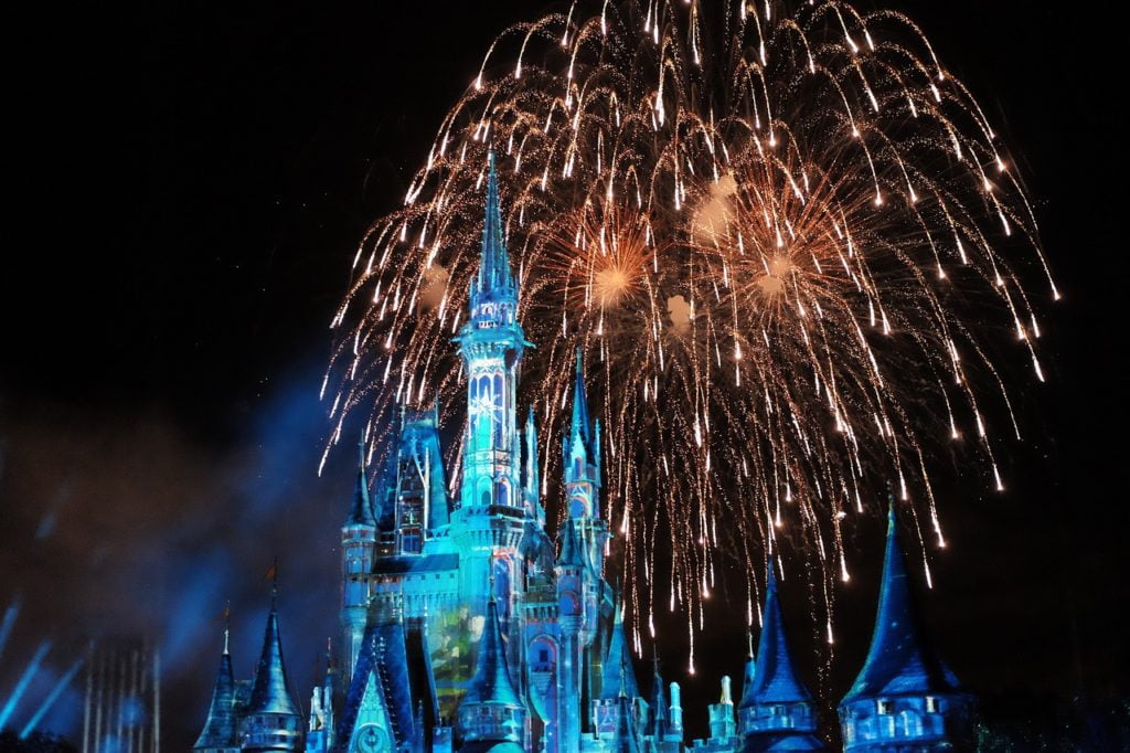 Nouvel An 2025 à Paris : nos idées pour votre soirée en amoureux 7 Nouvel an en amoureux à Disneyland Paris