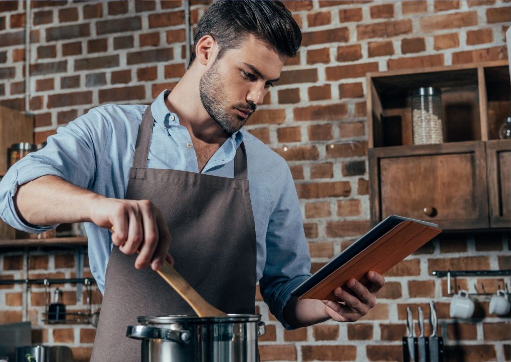 15 choses simples à faire pour surprendre sa copine 14 Préparez-lui le dîner