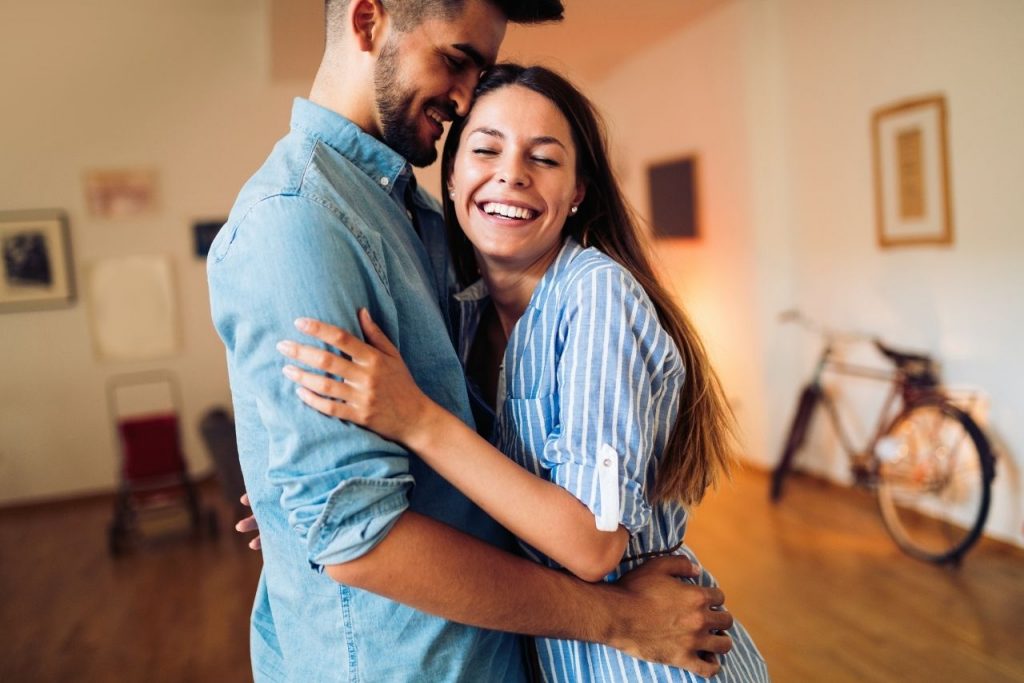 Couple : 42 questions à poser à son mec 5 couple amoureux
